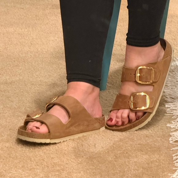 Birkenstock Brown Arizona Sandals with big gold buckle - Picture 4 of 5